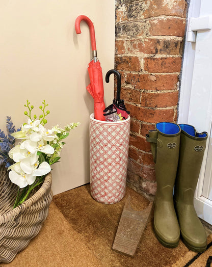 Red and White Daisy Chain Umbrella Stand