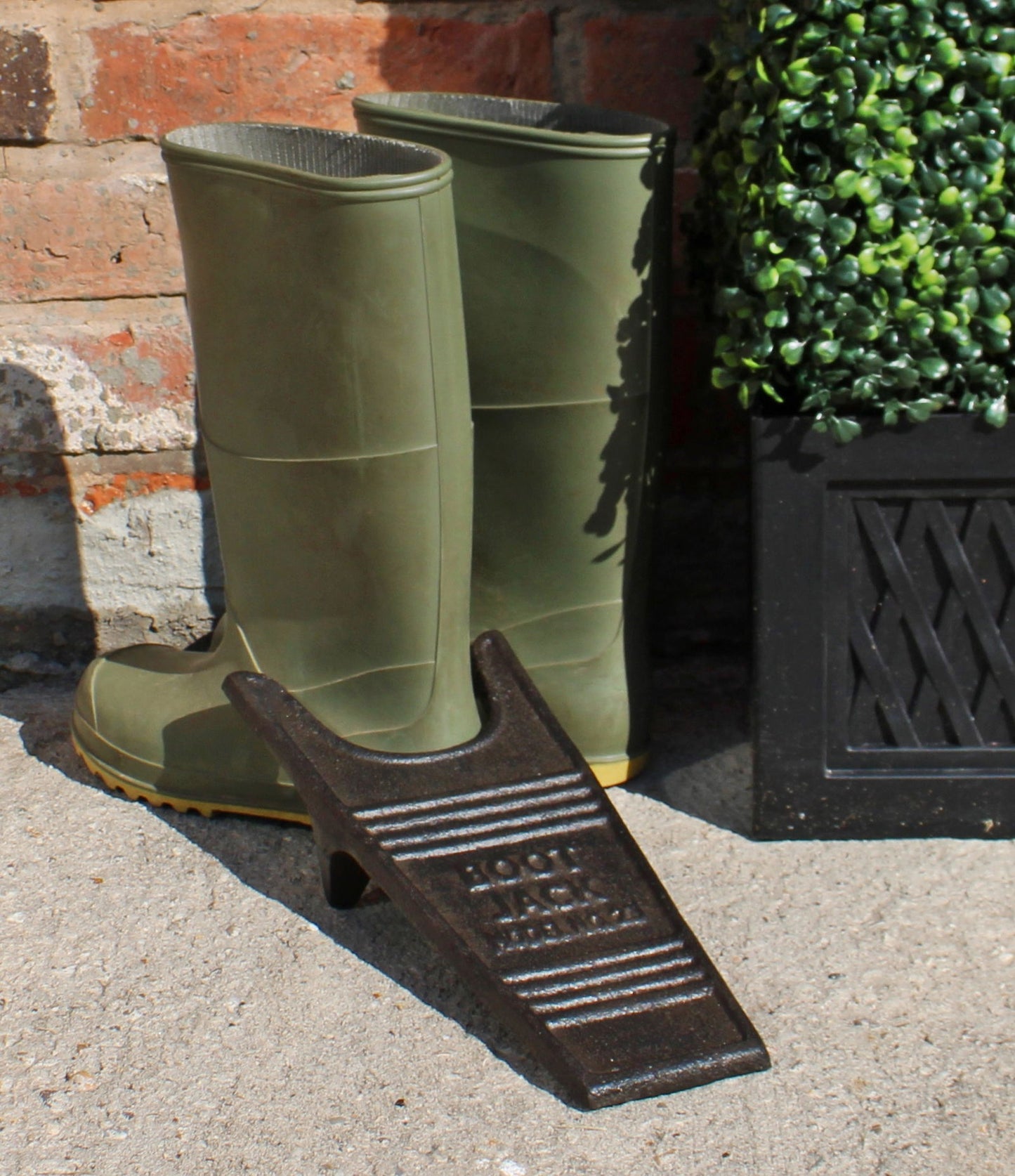 Cast Iron Boot Jack, Classic Design