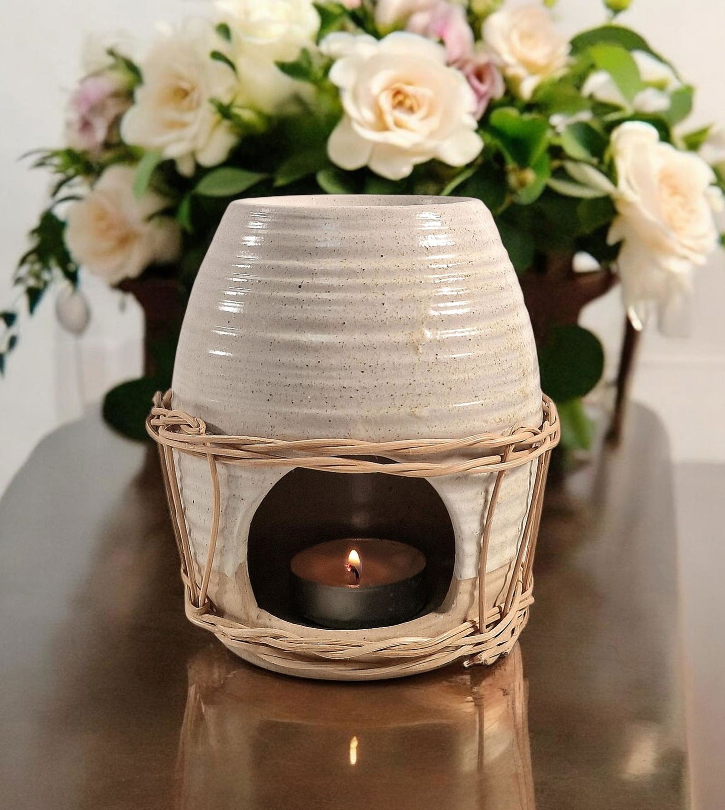 Ceramic Oil Burner With Rattan Design